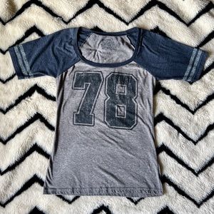 EUC 78 t-shirt w/ raglan style short sleeves